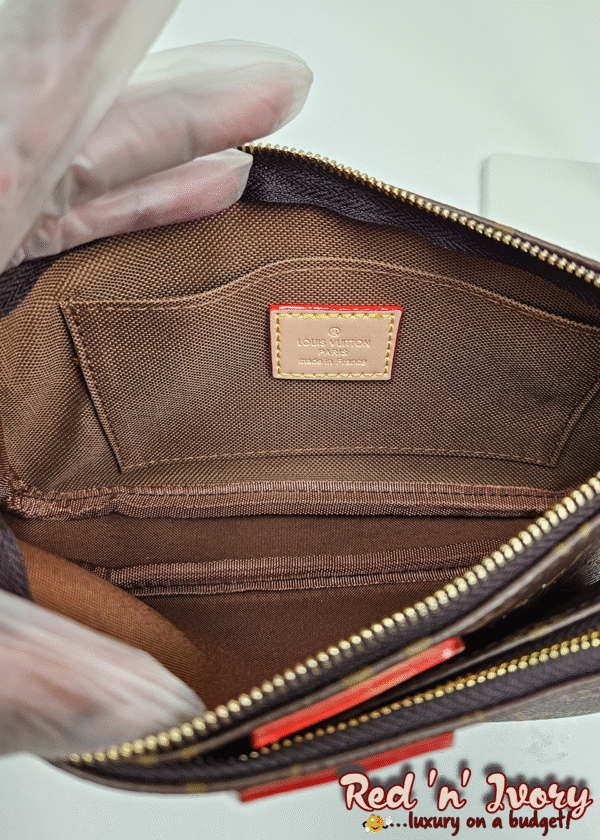 Iconic Layers Crossbody Set (AAW)