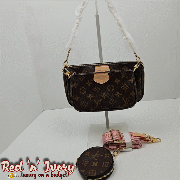 Iconic Layers Crossbody Set (AAW)