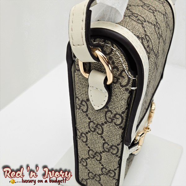 Mini Crossbody Pouch - (BAI)