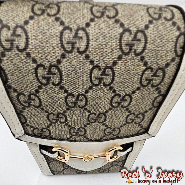 Mini Crossbody Pouch - (BAI)