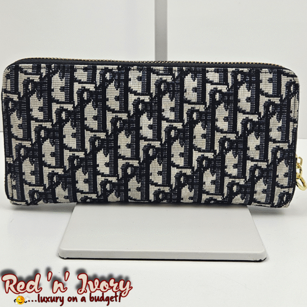 Canvas Zip Wallet – Navy Oblique (BAK)